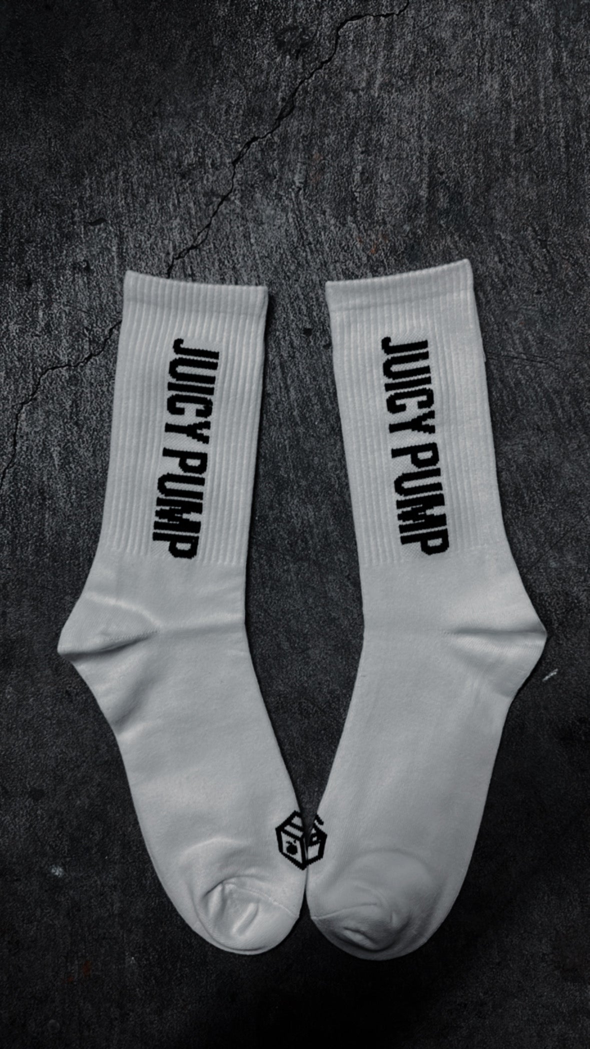 JP socks ( set of 2) white.