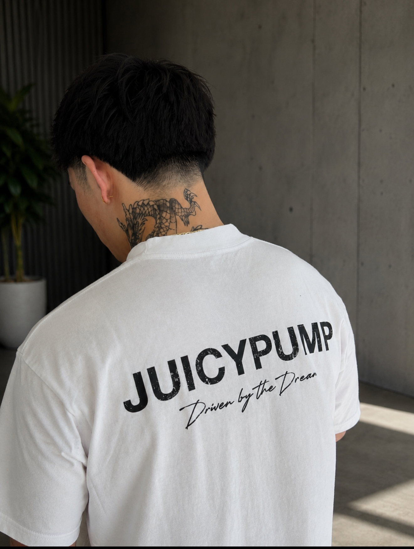 The Motto (white)